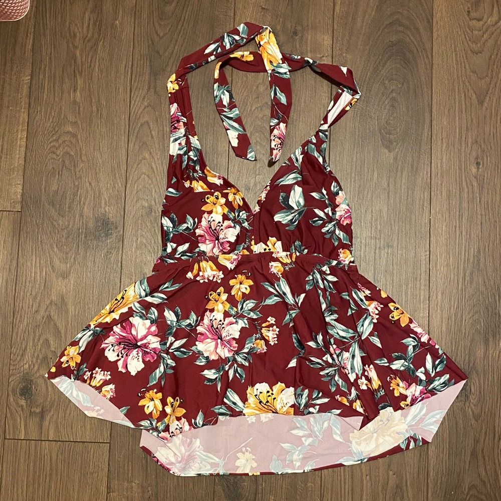 Kona Sol floral halter swim top